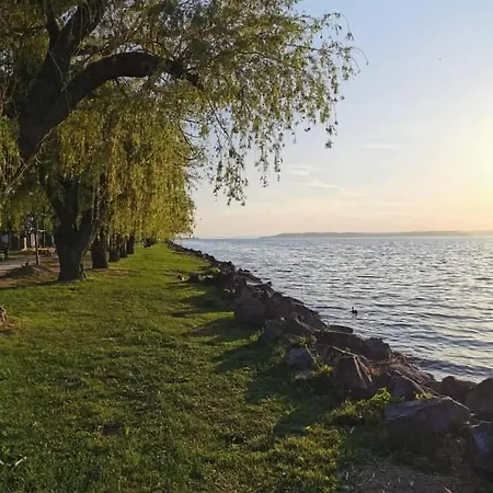 Balcsitthon Ezuestpart Διαμέρισμα